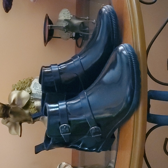 Cougar size 9 black rainboots - Picture 4 of 8